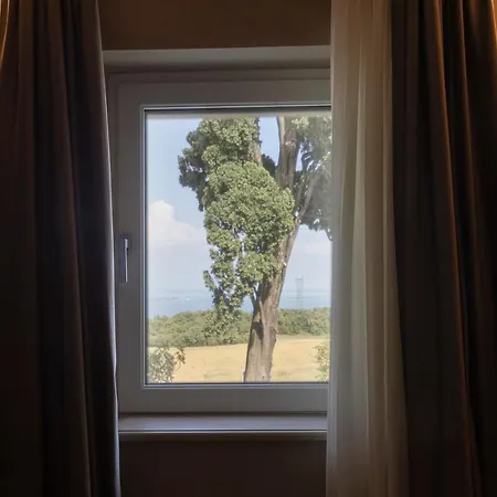 Eremus Relais Ξενοδοχείο με διαμερίσματα 4*
