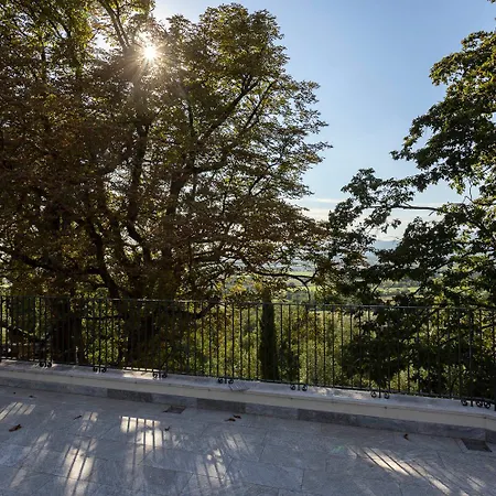 Eremus Relais Ξενοδοχείο με διαμερίσματα 4*