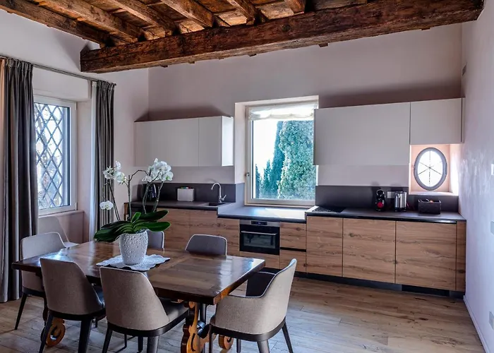 Eremus Relais شقة فندقية 4*