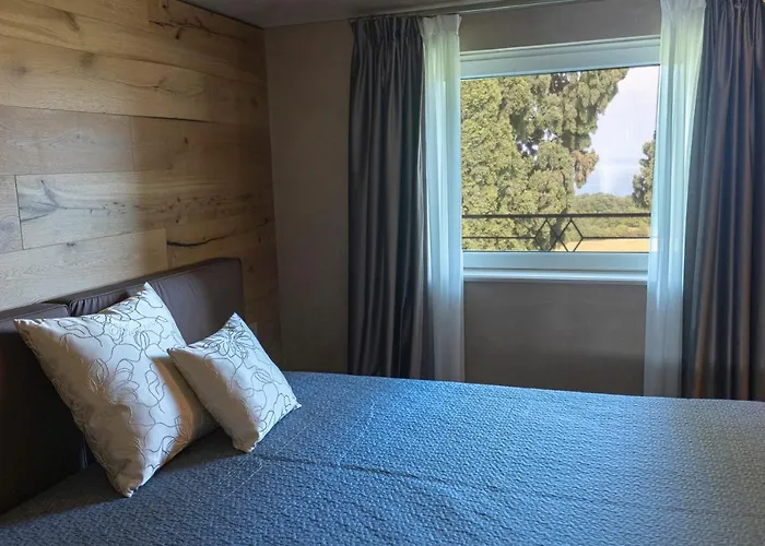 Eremus Relais 4* لوناتو