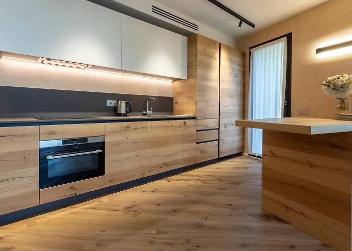 Eremus Relais 4* لوناتو