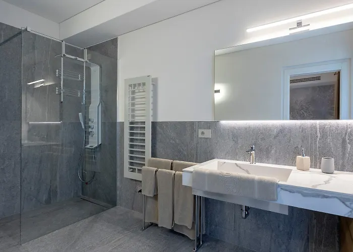 شقة فندقية Eremus Relais 4*