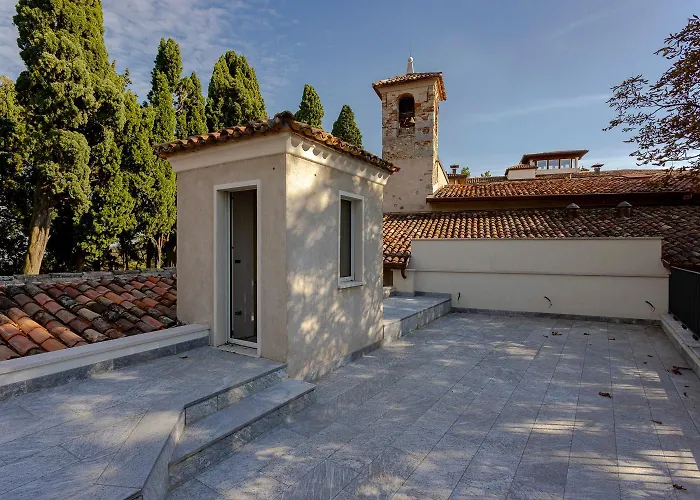 Eremus Relais 4* لوناتو