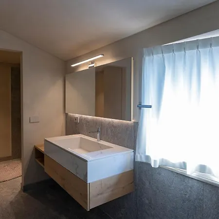 Eremus Relais アパートホテル