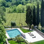 Eremus Relais Lägenhetshotell Lonato